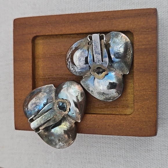 VINTAGE FACETED GLASS TEARDROP STONES CLIP-ON EARRINGS - Picture 3 of 4